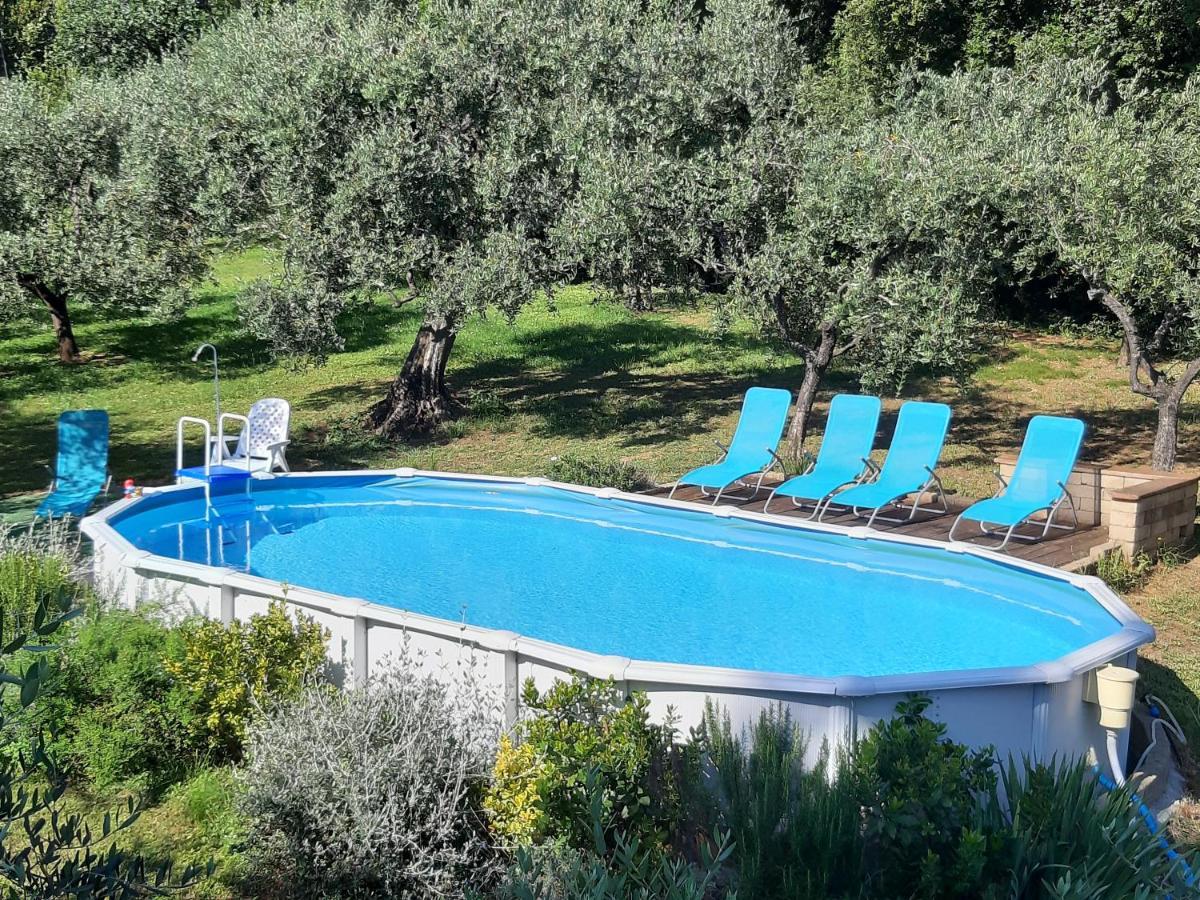 Villa Il Fienile Del Colle à Pescia Extérieur photo