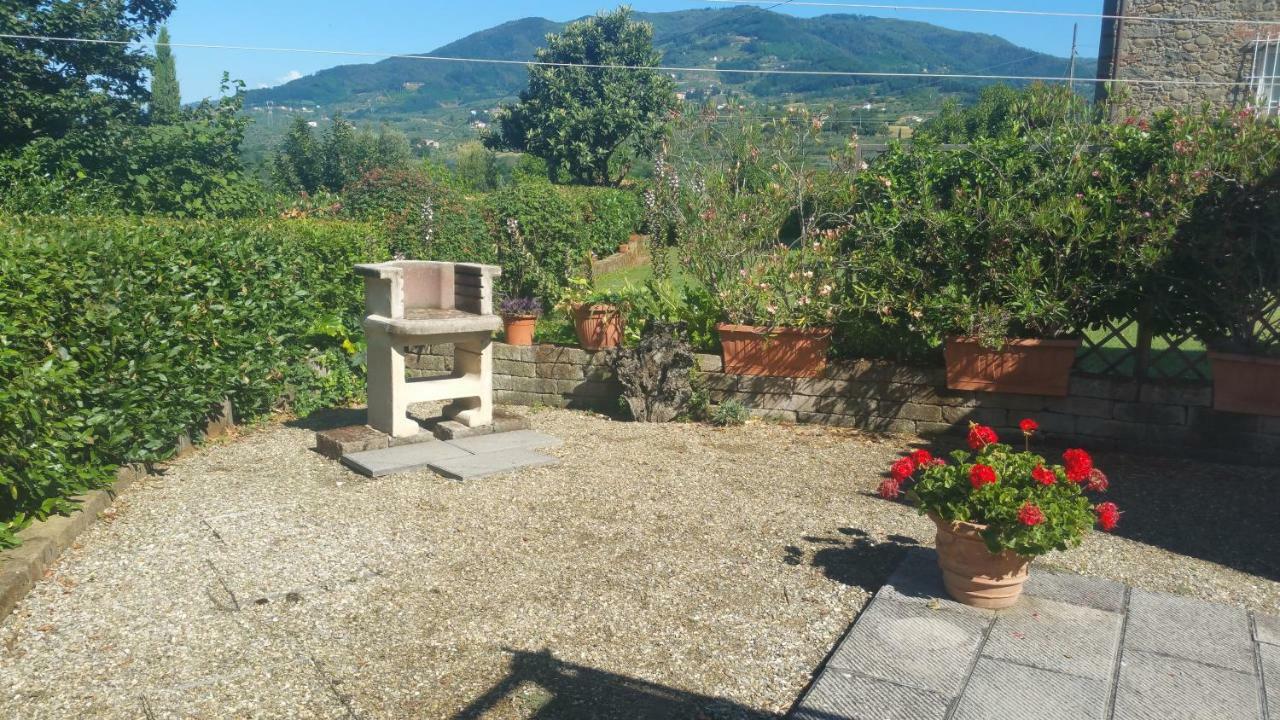 Villa Il Fienile Del Colle à Pescia Extérieur photo