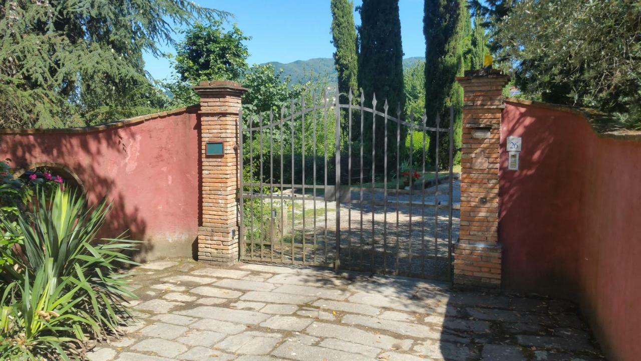 Villa Il Fienile Del Colle à Pescia Extérieur photo